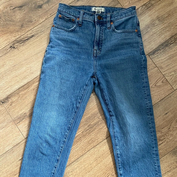 Madewell Classic Straight Leg Jean in Medium Wash - Picture 2 of 6